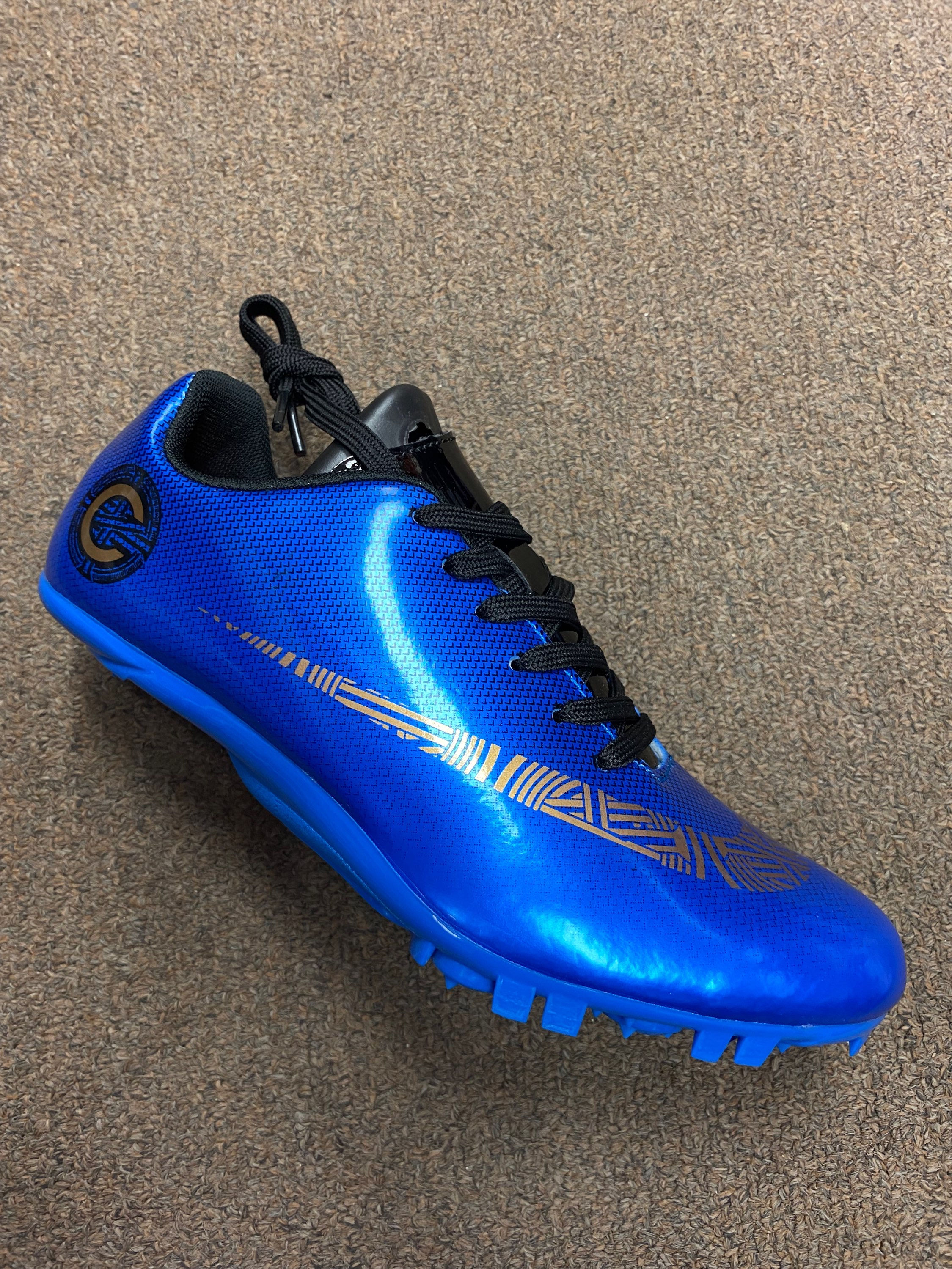 Tack and field spikes juniors and adults 