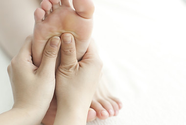 Foot massage session
