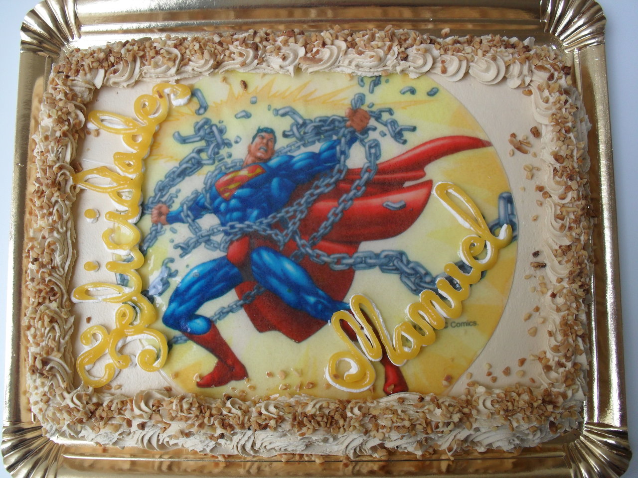 Tarta con la oblea de superman.