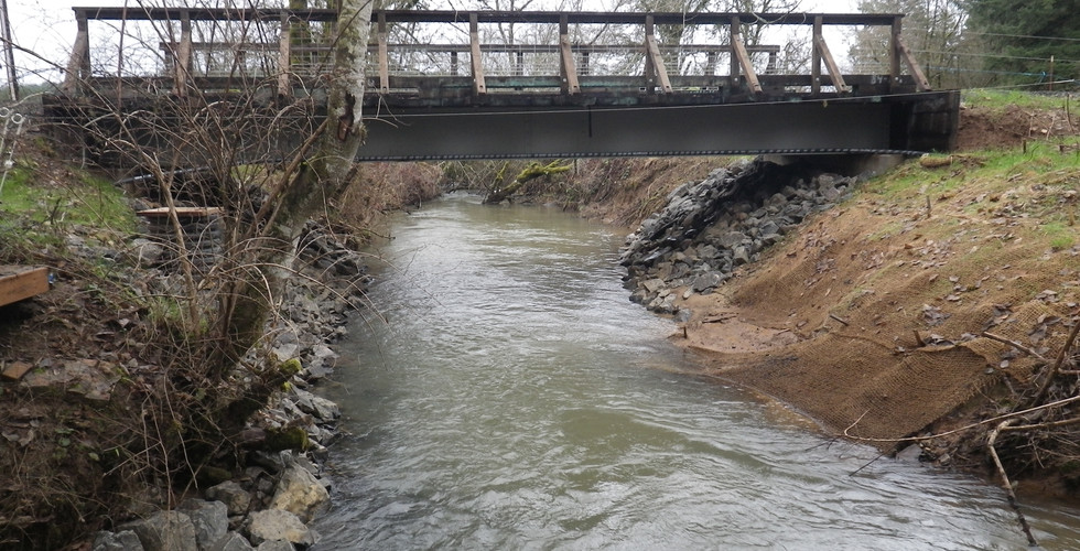 Installing the new bridge