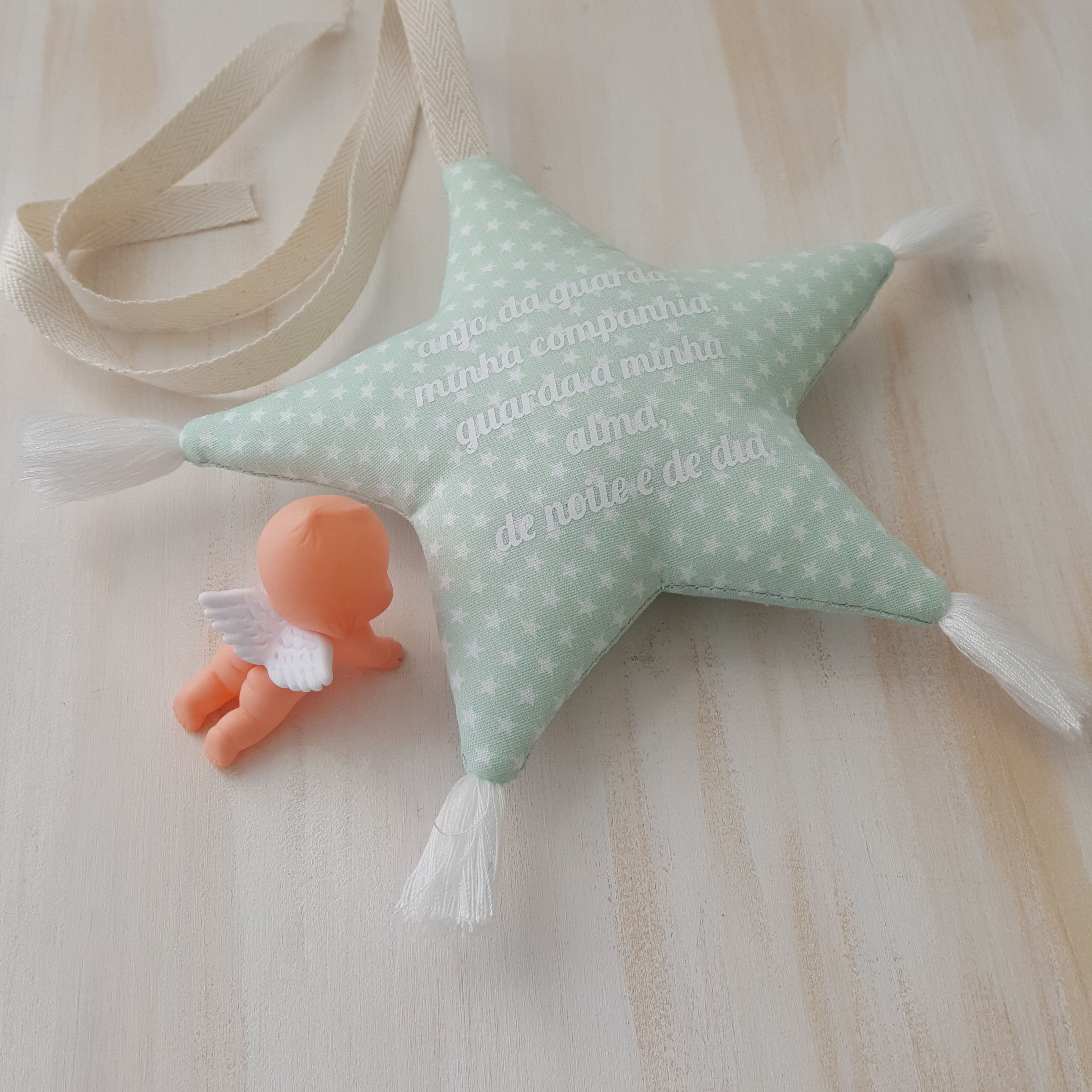 Estrela de pendurar com oração *anjo da guarda* verde