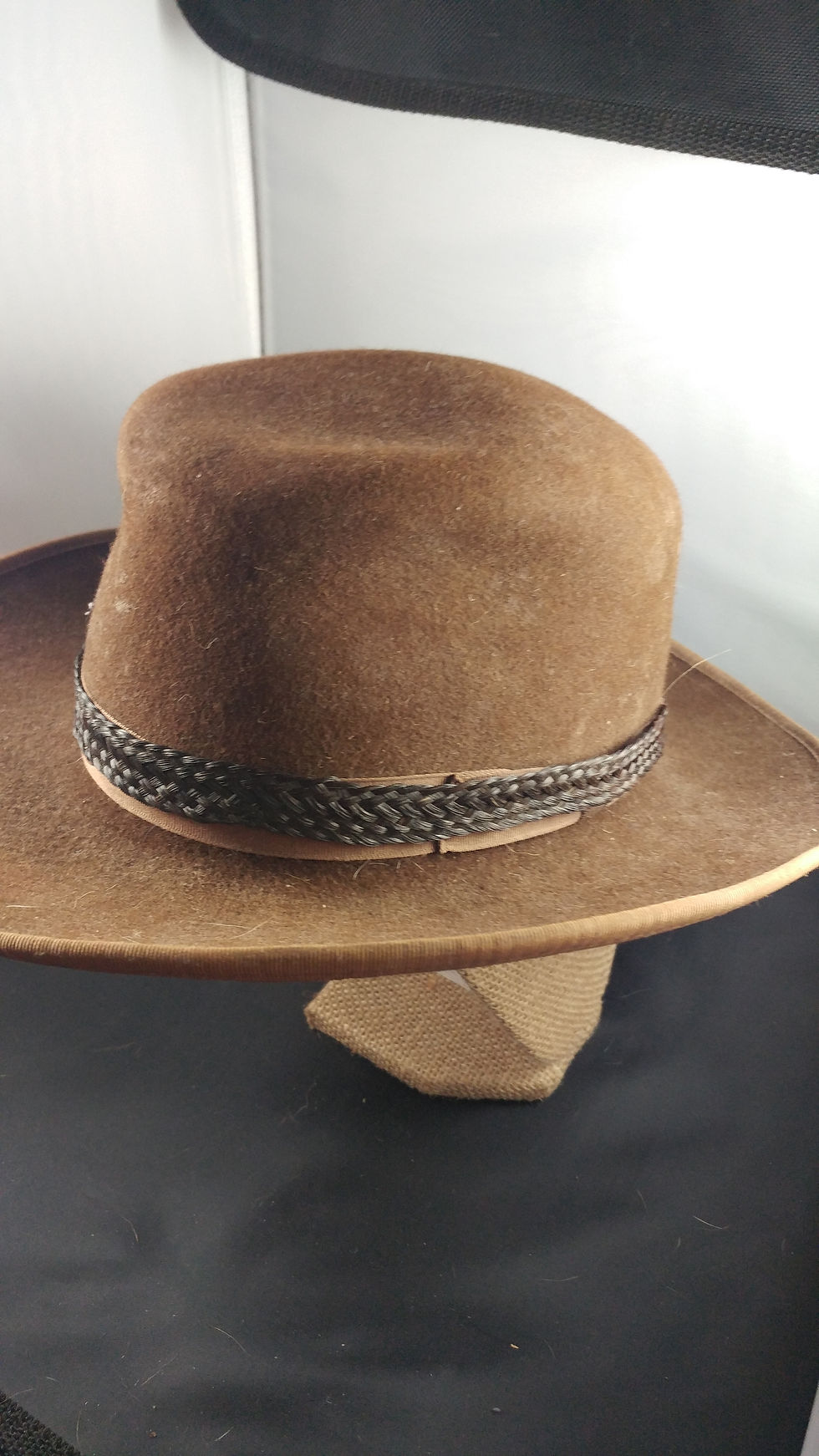 Thumbnail: horse hair hat band