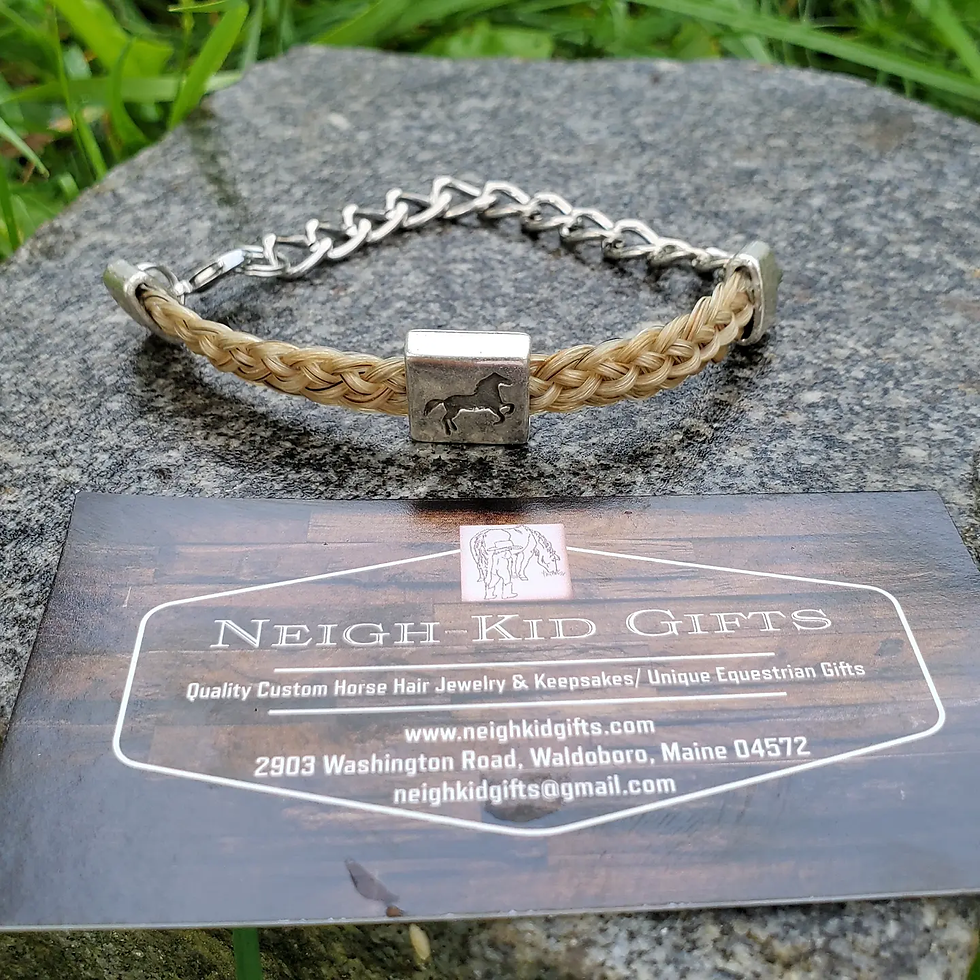 Thumbnail: Custom "Bee" Horse Hair Bracelet