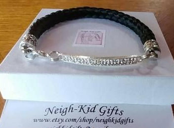 Thumbnail: horse hair bracelet