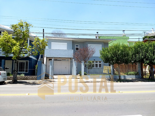 Casa - 2 Pisos - Santa Helena