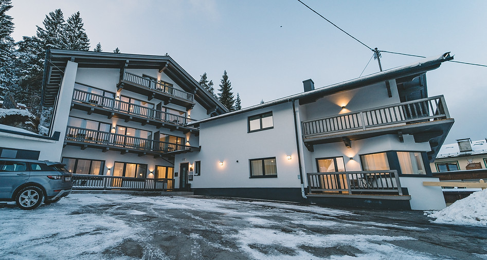 Miraador Apartments Hauptbild.jpg