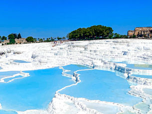 The Advantages of Private Tours with Customizable Itineraries: A Traveler's Perspective