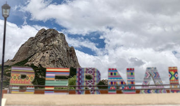 世界で3番目に大きい一枚岩の Peña de Bernal