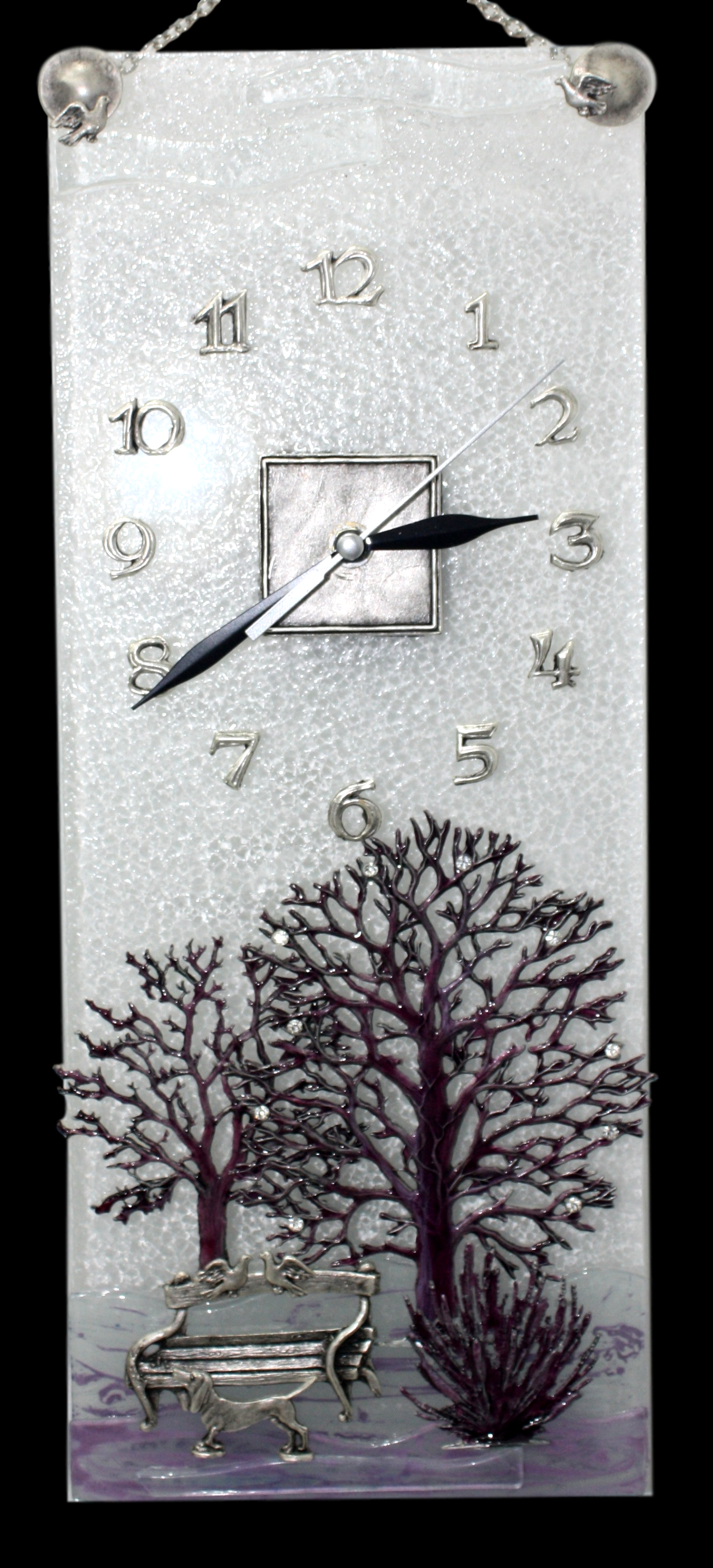 Zidni Sat Ljubičasti Park