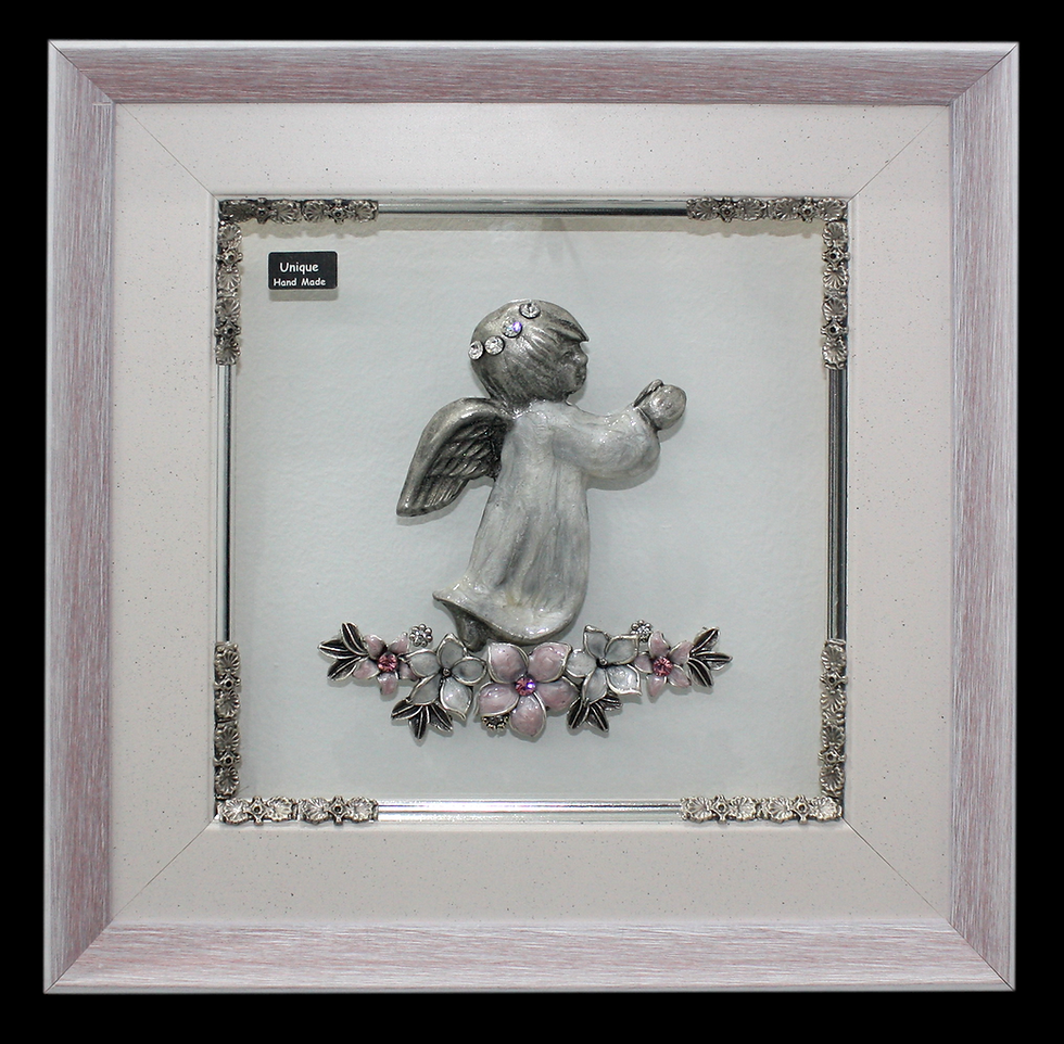 Anđeo u Molitvi sa Malim Krilima