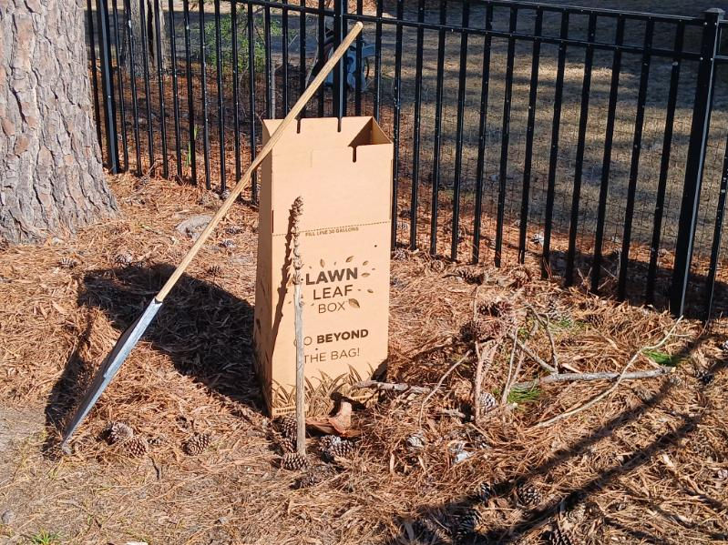 The Lawn Leaf Box loves leaves!