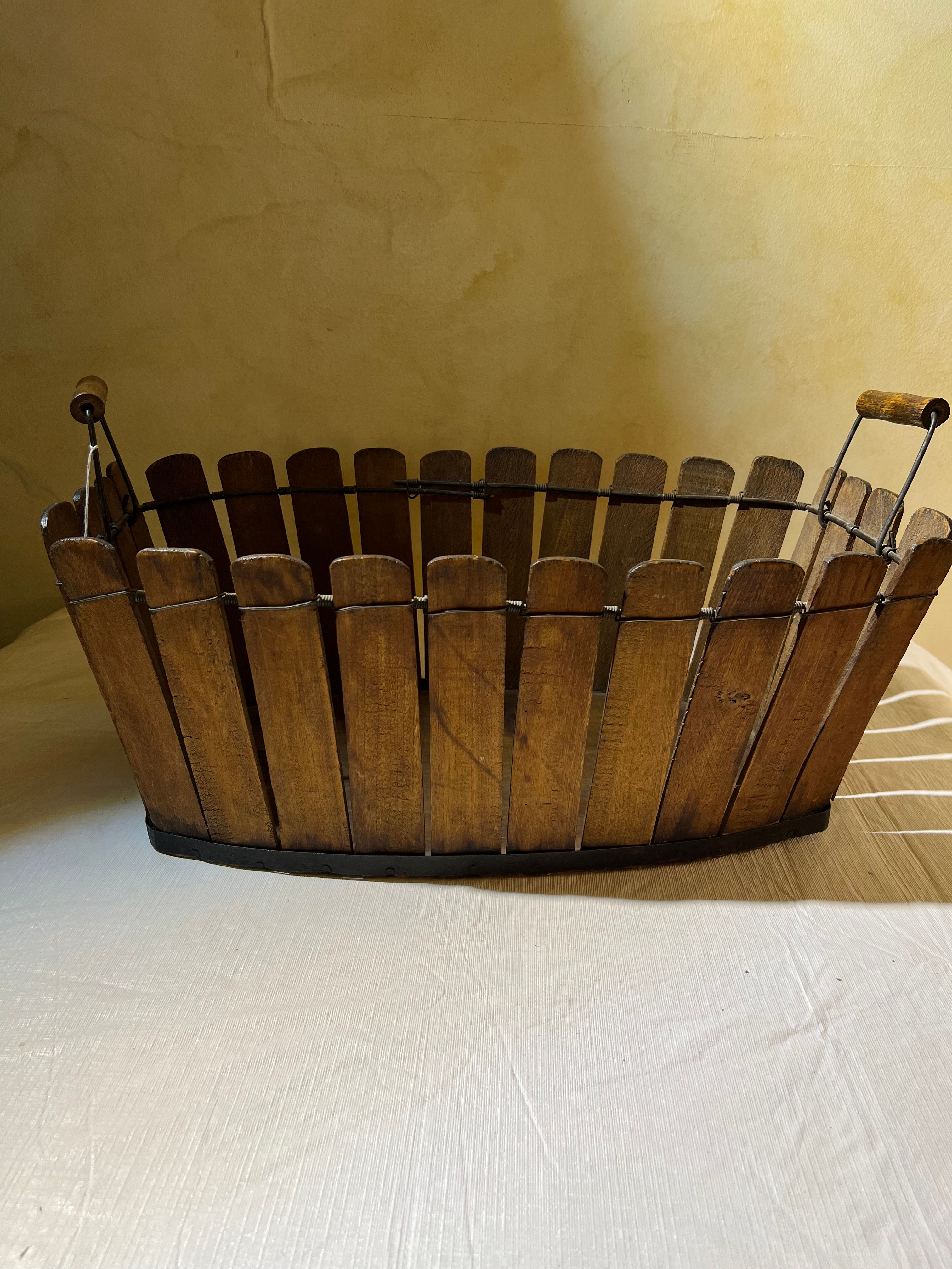 #625 Shaker basket