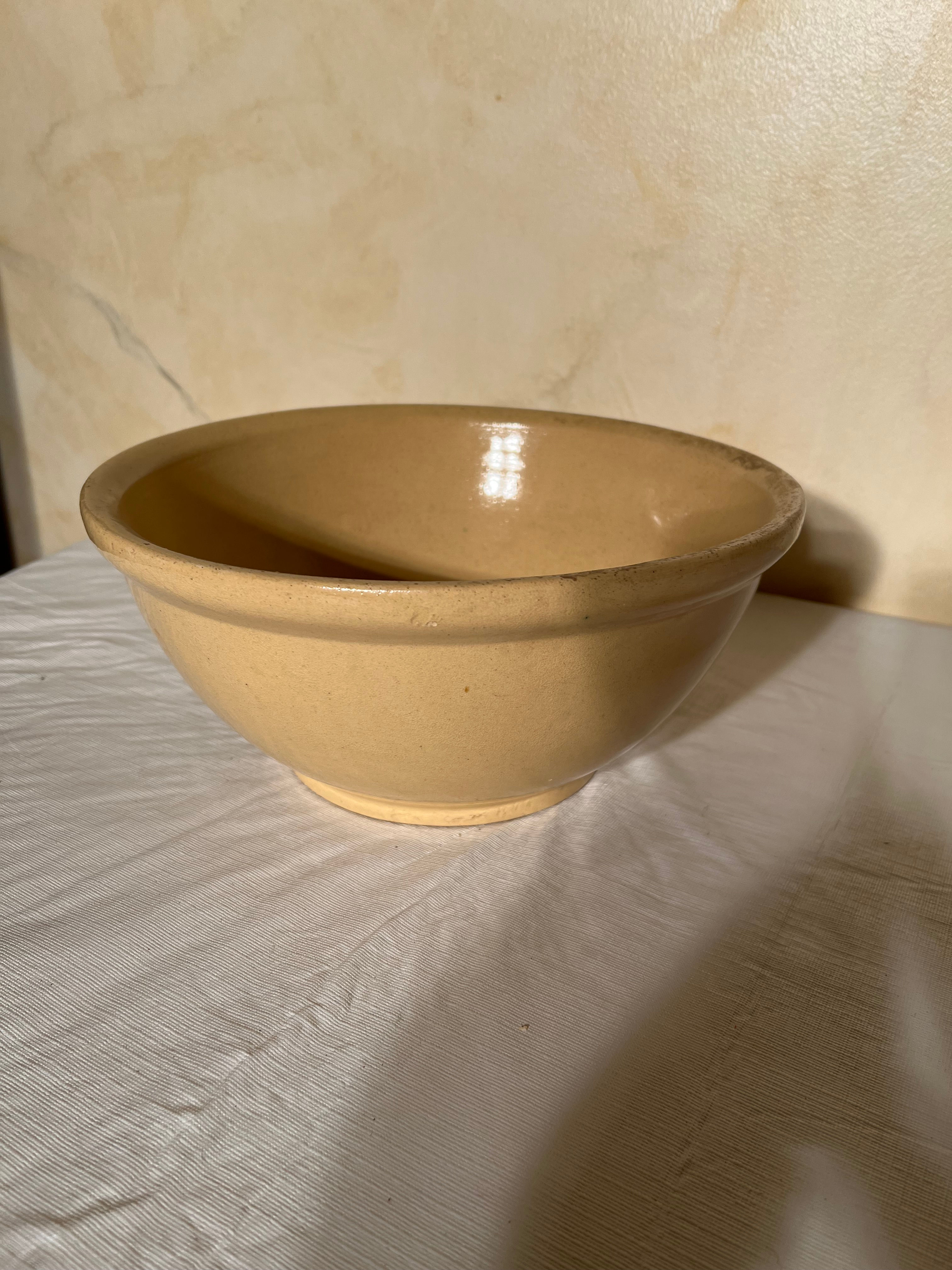 #752 Yellow ware 11 7/8 X 5 3/4