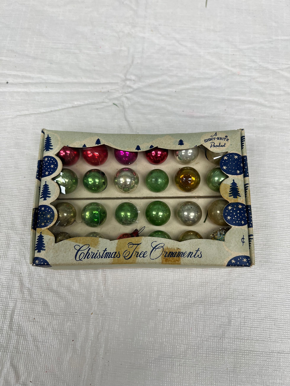 #1610 24 small mixed color ornaments set of 24