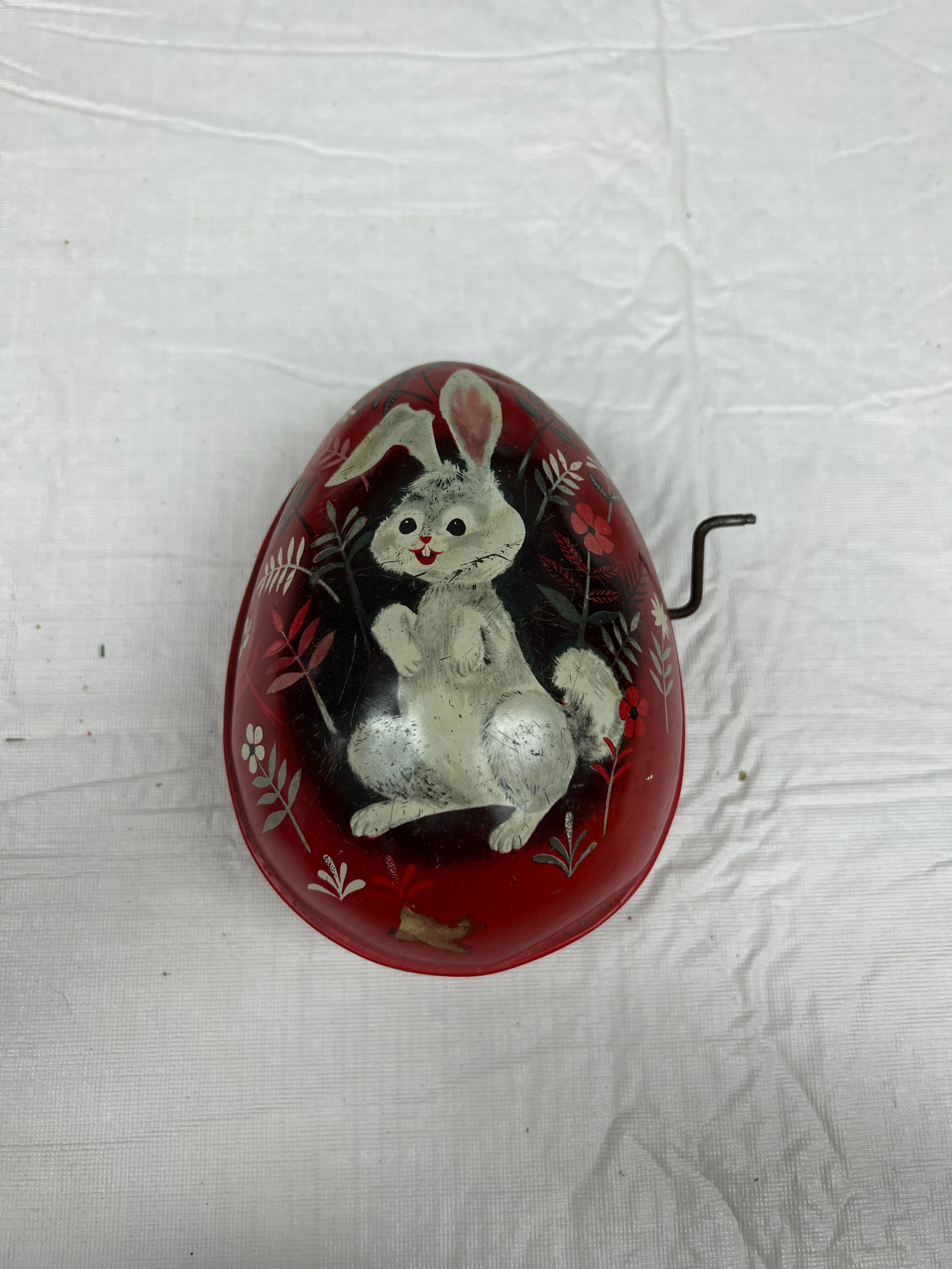 #1511 Easter tin wind up toy early mattel