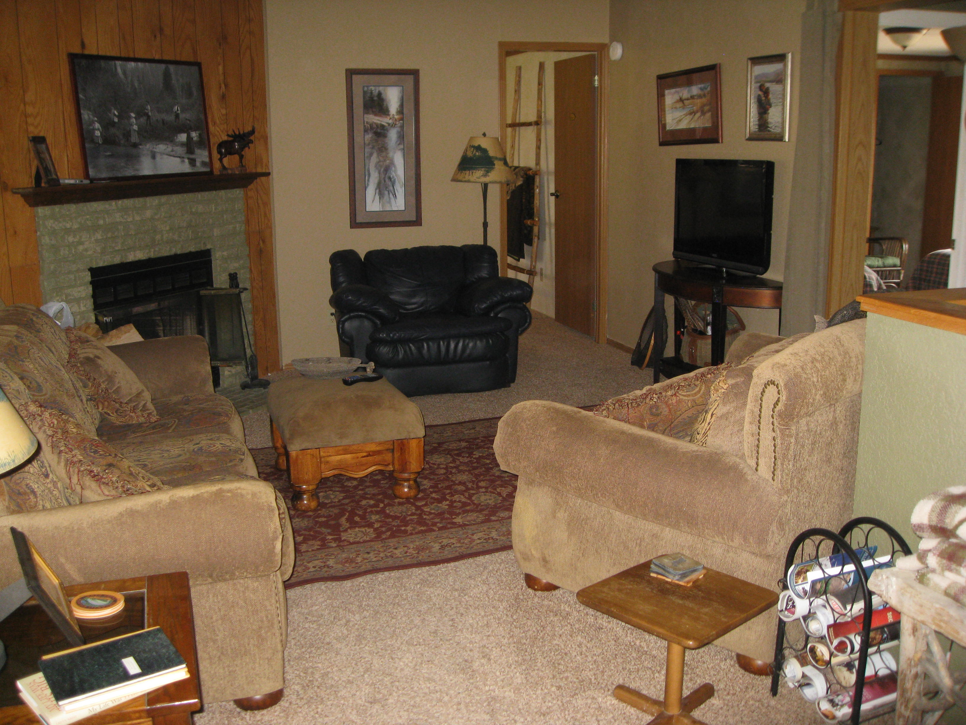Upper level living room