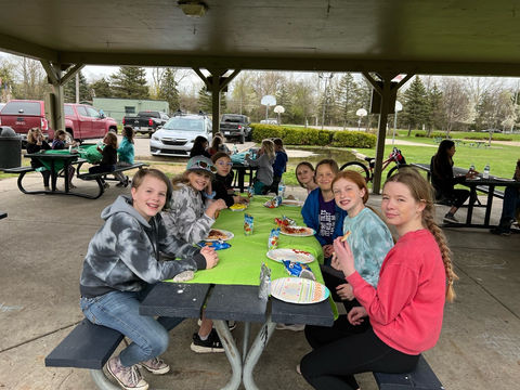 B3's Kickoff Field Day and Pizza Party
