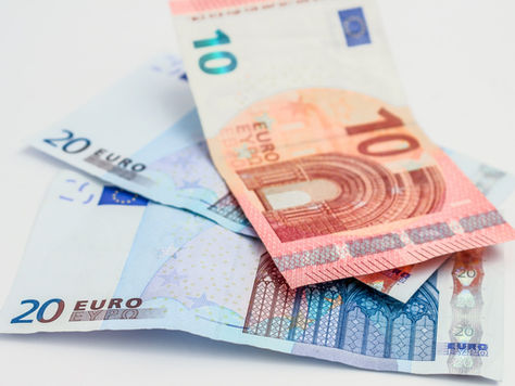 EURUSD +142 pips i +70 open trade