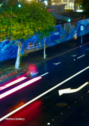 MoMo's Galleria - Blurred