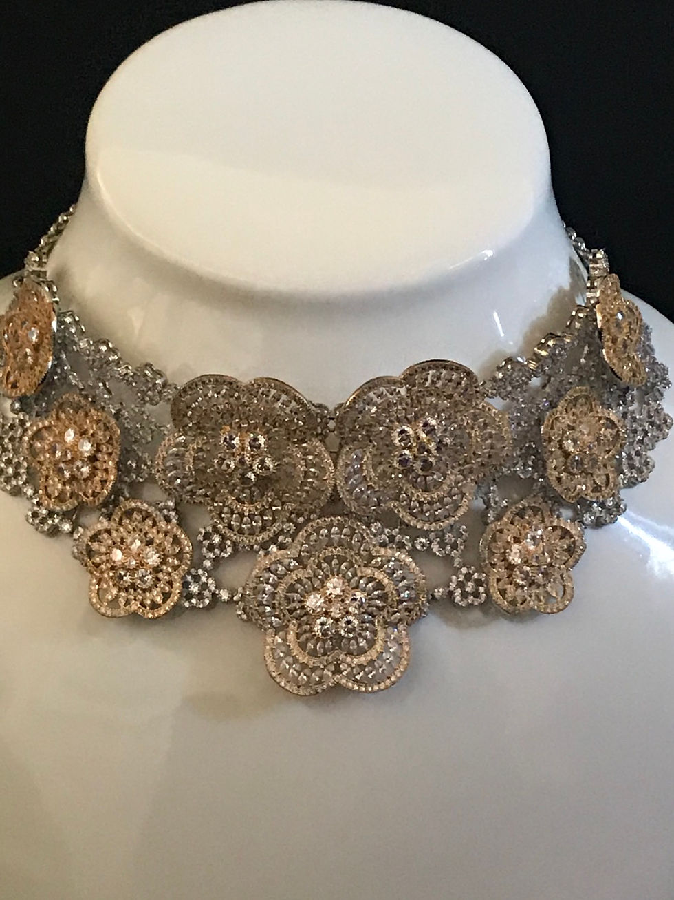 Thumbnail: Necklace & Earring Set, Flower