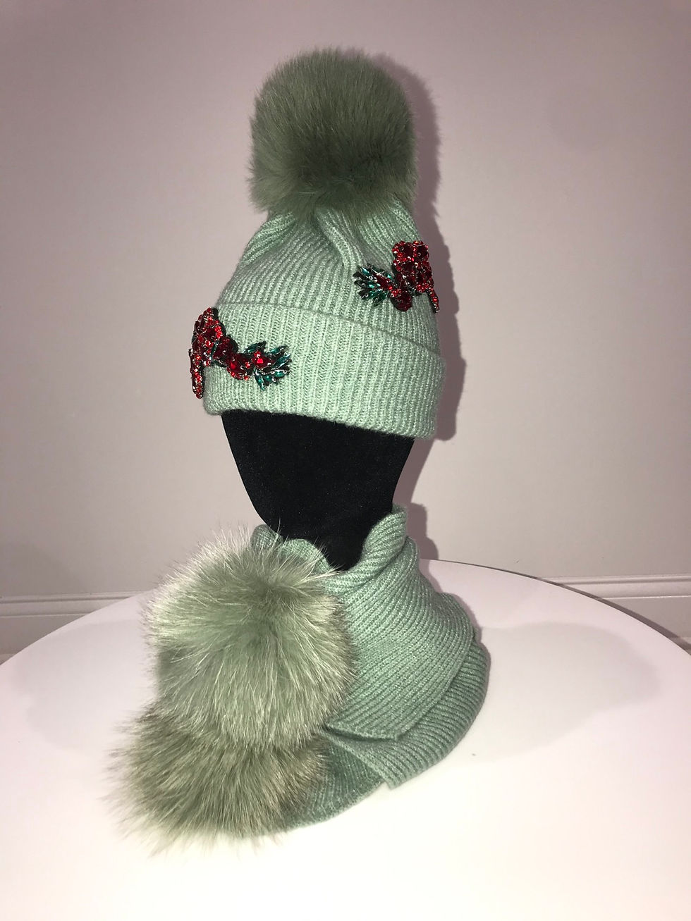 Thumbnail: Winter Hat & Scarf Set, Green, fox fur pom, RED FLOWERS