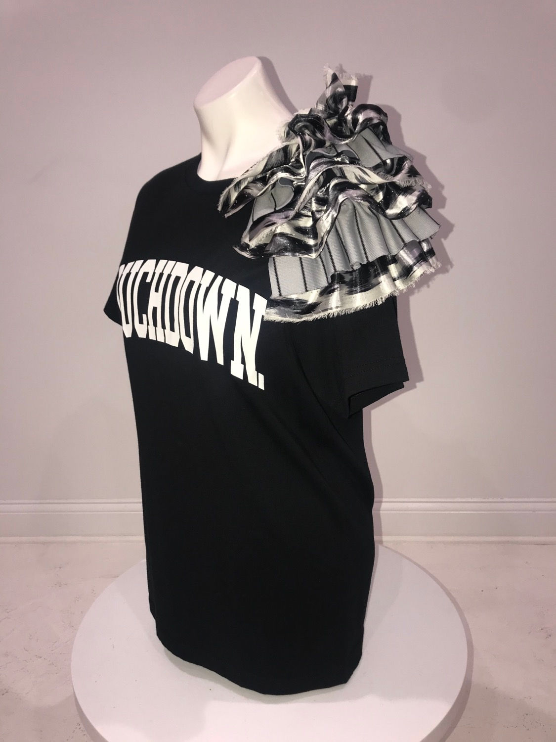 Ladies S/S T-Shirt, Ruffle Sleeve, TOUCH DOWN