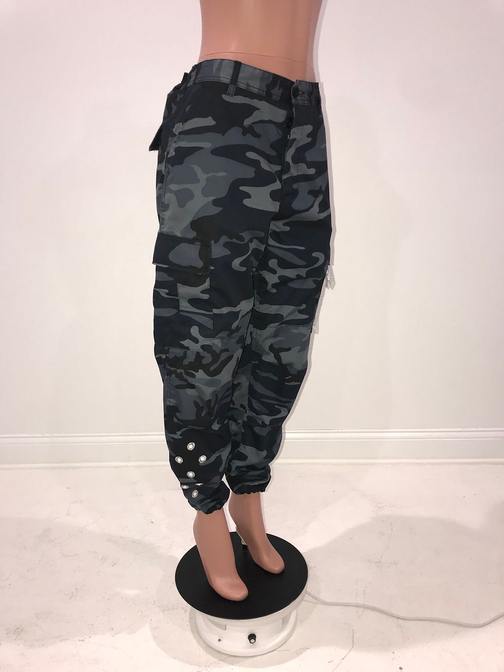 Thumbnail: Ladies GLAMO Pants, Blue/Black Camo Cargo, Swarovski Crystal mesh/pearl details