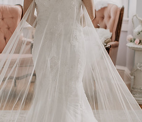 PRIVATE FITTINGS | Bloomingdaleboutique PRIVATE FITTINGS | Bloomingdaleboutique