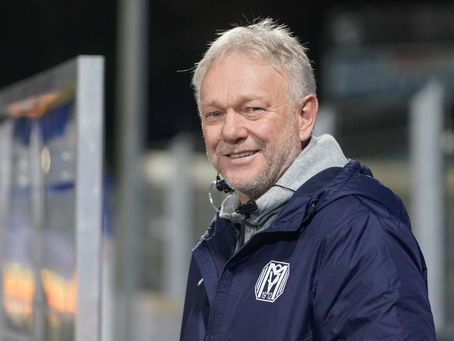 Mario Neumann bleibt Co-Trainer des SVM