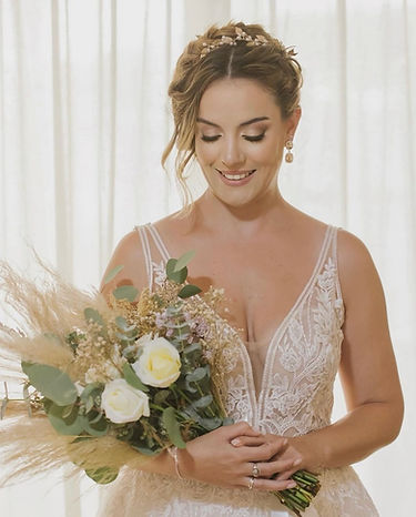 Natural soft glam bridal makeup