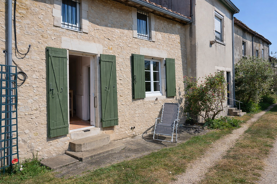 FACADE 1ERE PHOTO.png