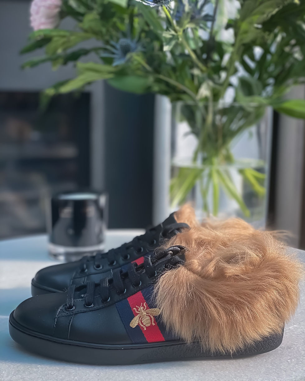 Thumbnail: Gucci Ace Bee Fur Lined Sneakers - Size 37.5