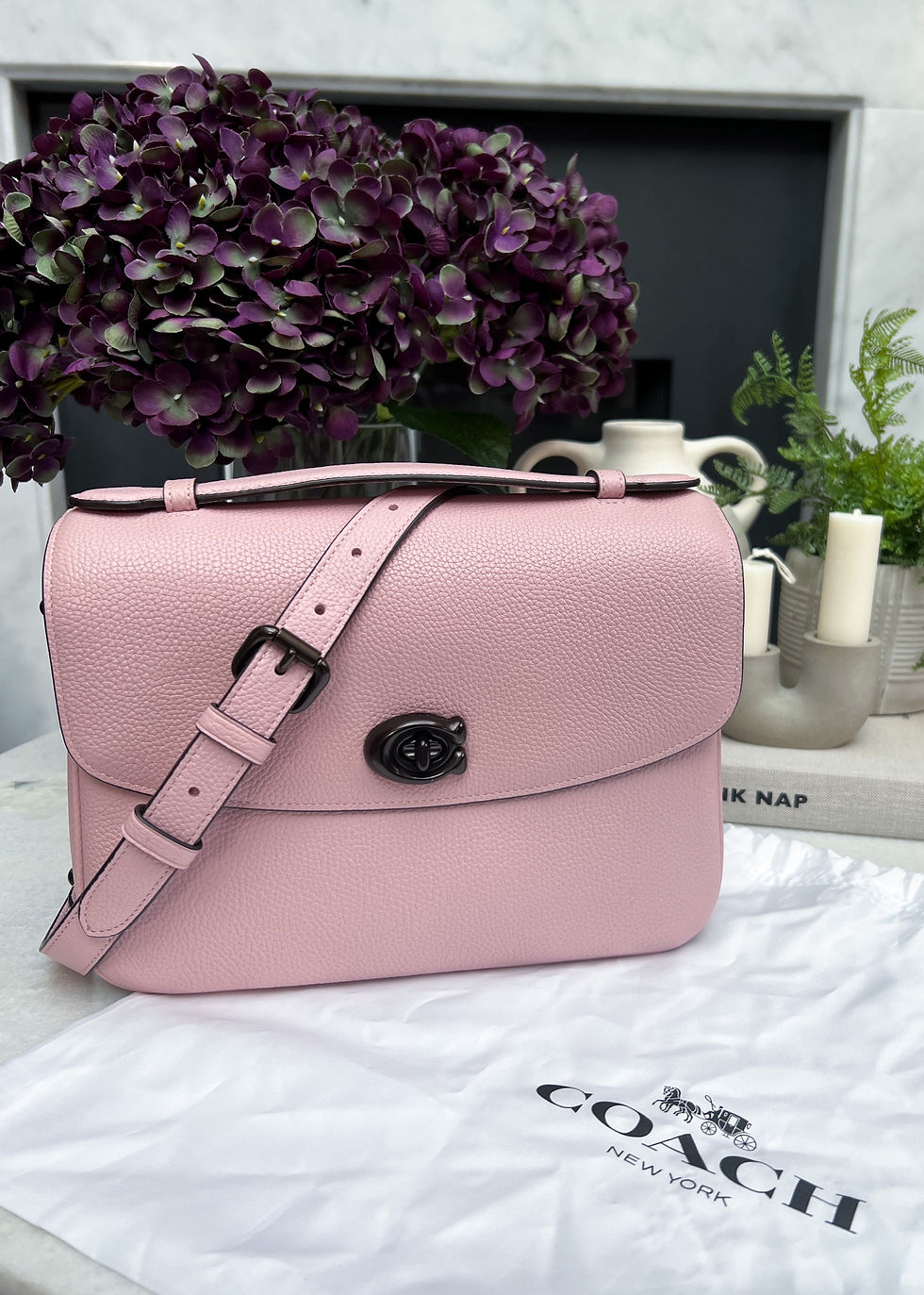 Thumbnail: Coach Cassie Bag in Aurora Pink