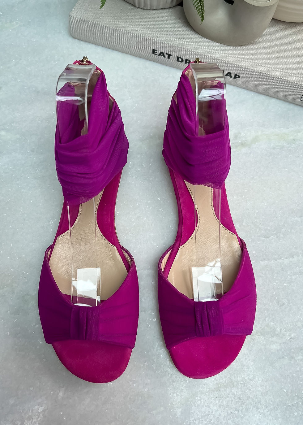 Thumbnail: Fendi Flat Sandals in dark pink - size 36