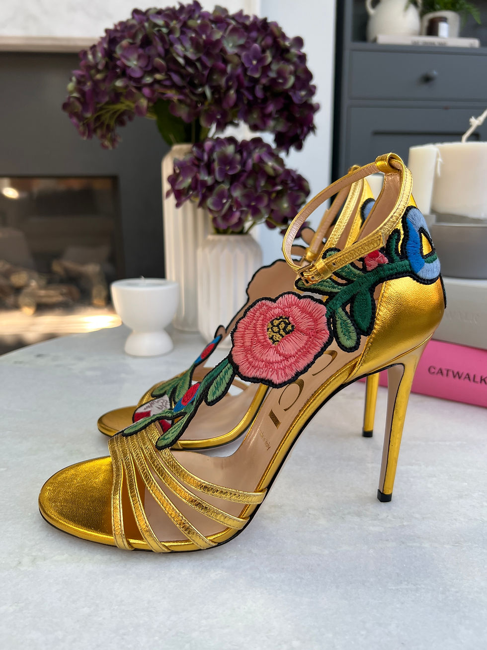 Thumbnail: Gucci Gold Ophelia 110 Leather Sandals