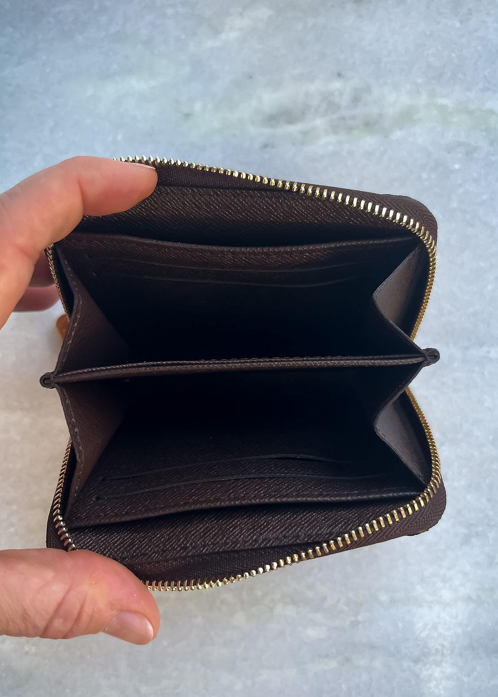 Thumbnail: Louis Vuitton Zippy Coin Purse in Damier Ebene