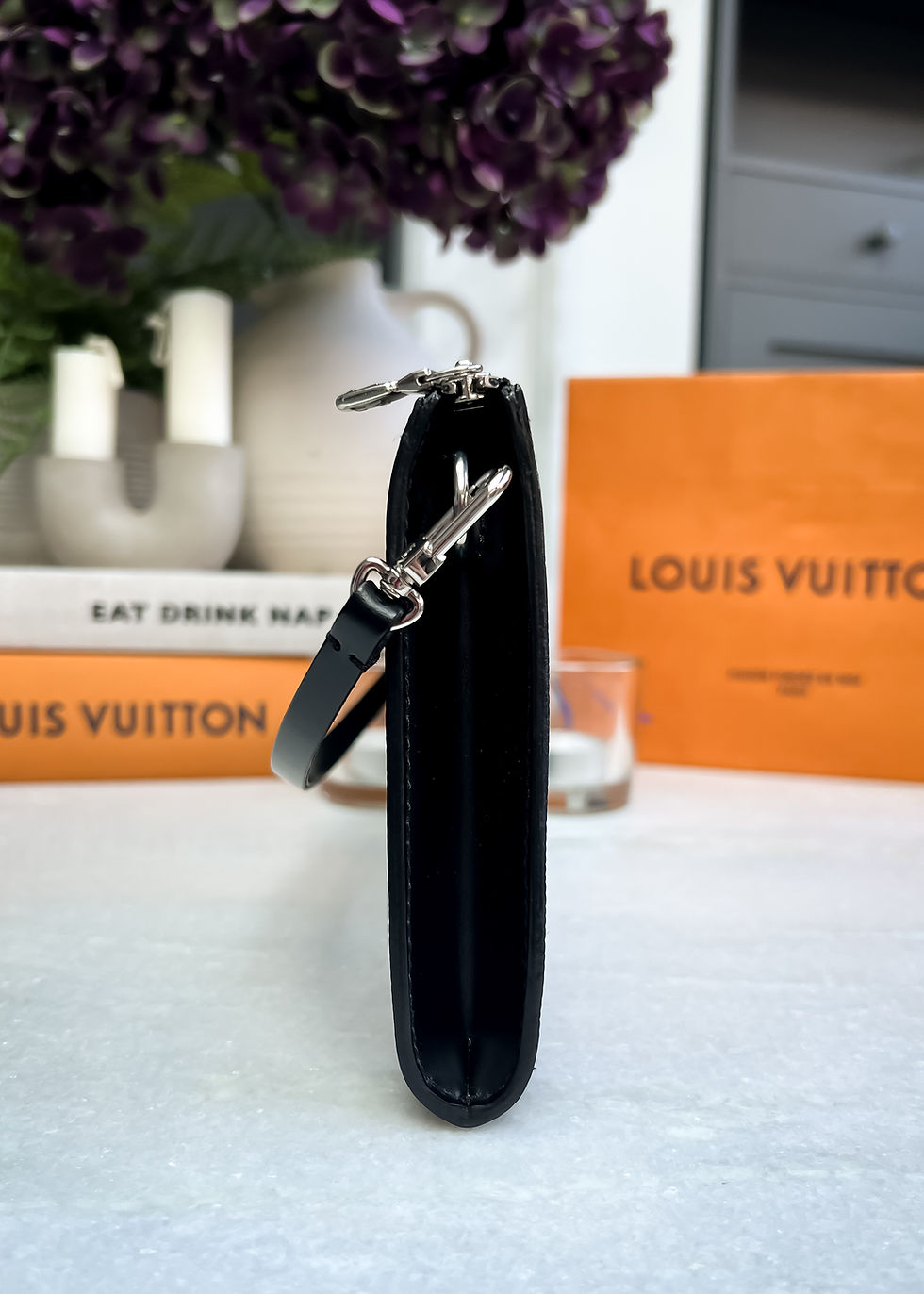 Thumbnail: Louis Vuitton Pochette Accessoires in Black Epi Leather