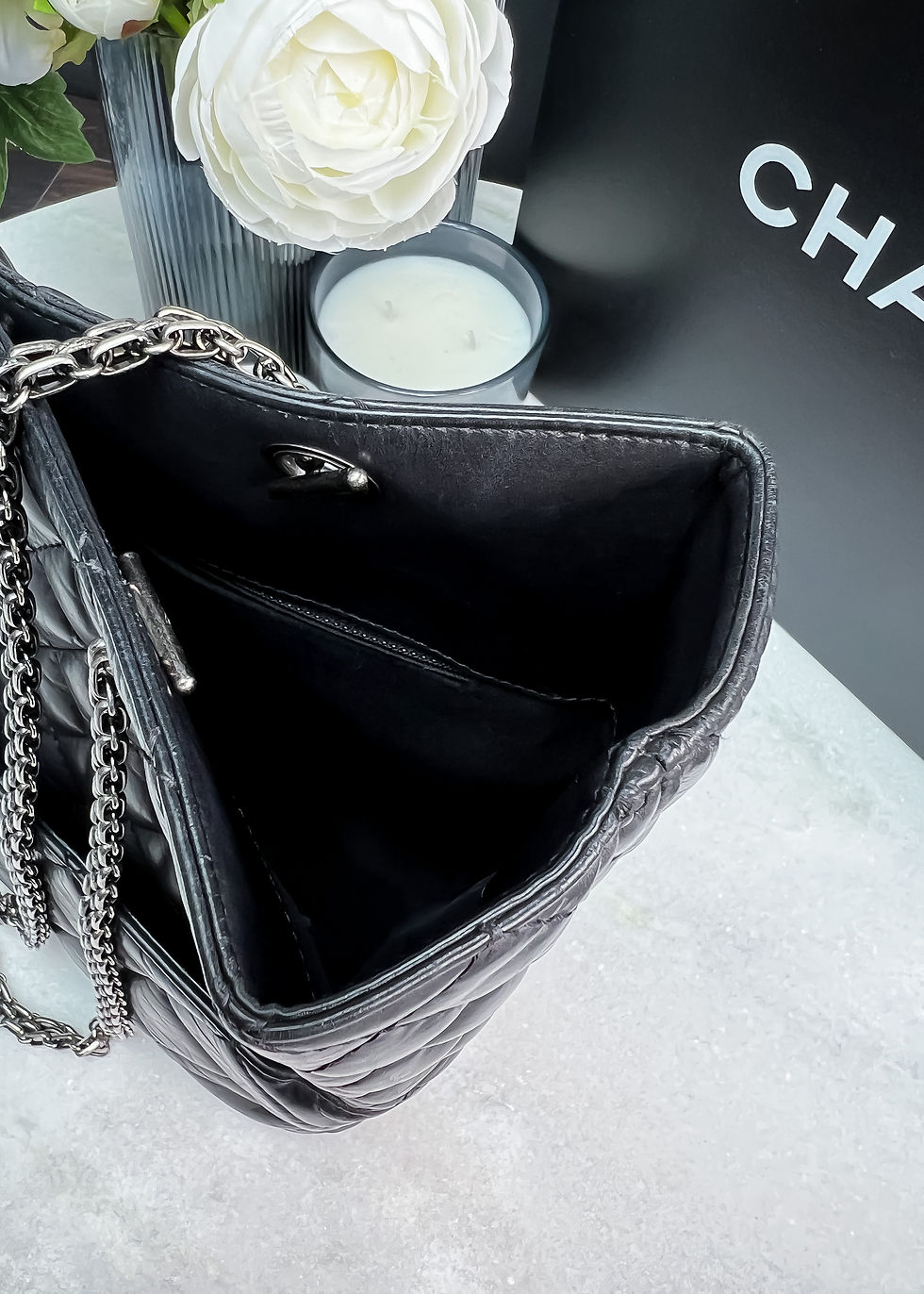 Thumbnail: Chanel Reissue 2.55 'In The Business' Tote