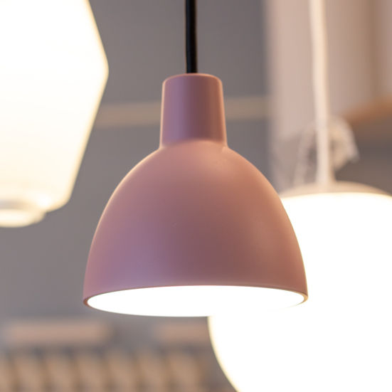 Miniaturbild: Designer Pendelleuchte farbig