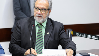 Deputado Victorino quer que agressor pague por tornozeleira eletrônica
