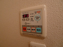 v08