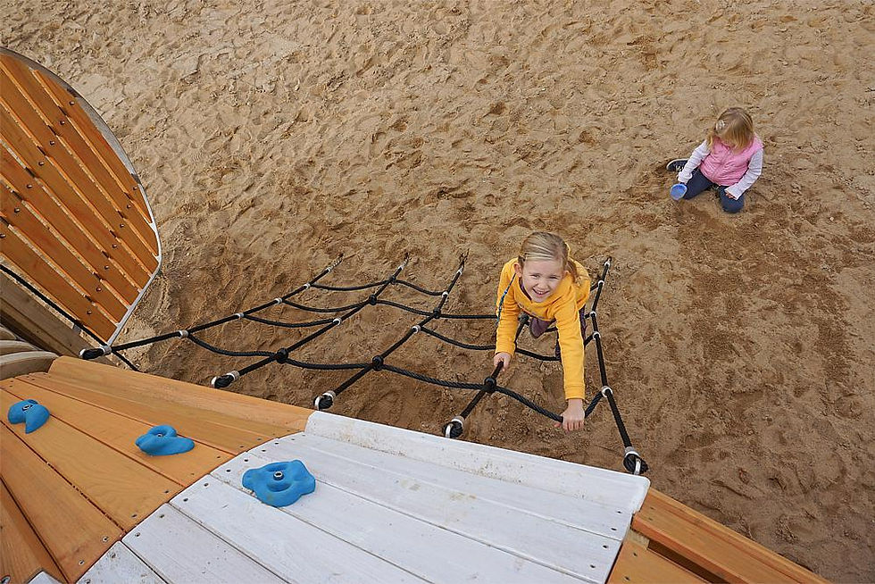 Sīktēls: PLAY FISH rotaļu elements - Orange/white