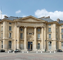 building-634035_1280.jpg