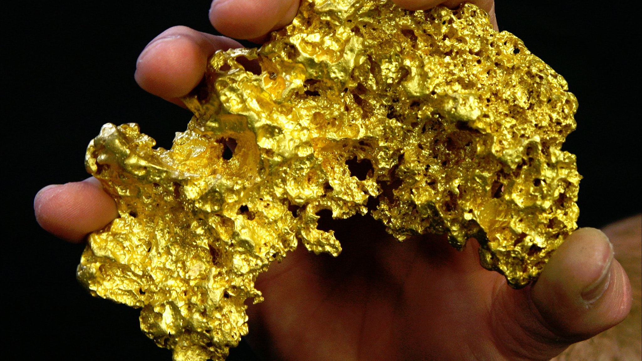 Writer: Uganda gold miners association