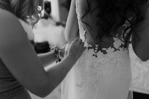 KatarinaLima_220716_Melanie_Daniel_01-GettingReady-75.jpg