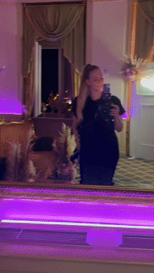 2024_AboutMe_Website_Gif.gif