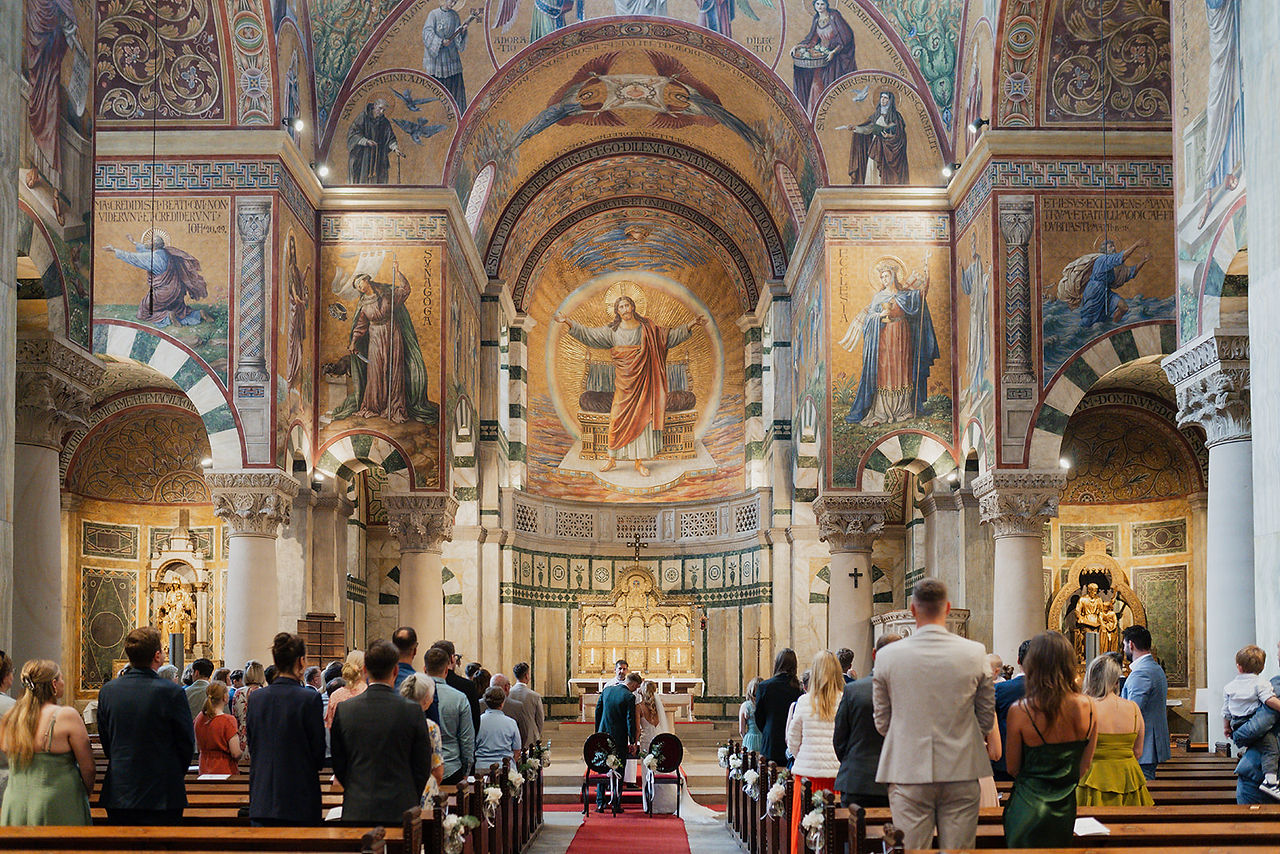 Hochzeit in der Katholischen Pfarrei Herz Jesu Berlin
