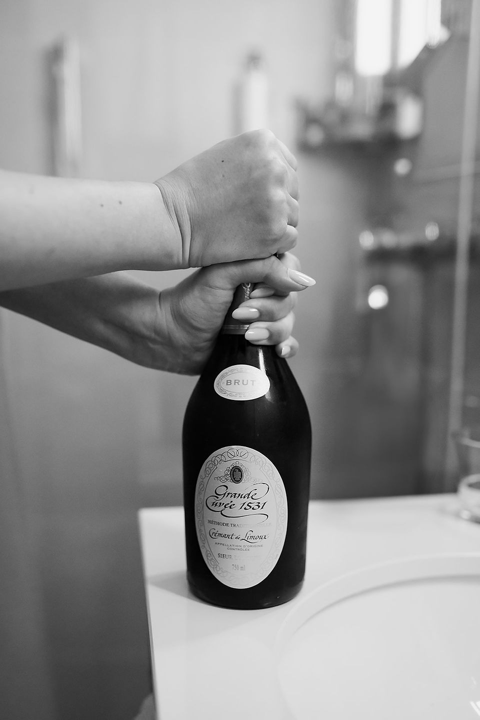 Champagnerflasche wird geöffnet