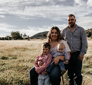 Tanisha Fam-20.JPG