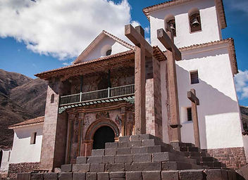 Templo_andahuaylillas.jpg
